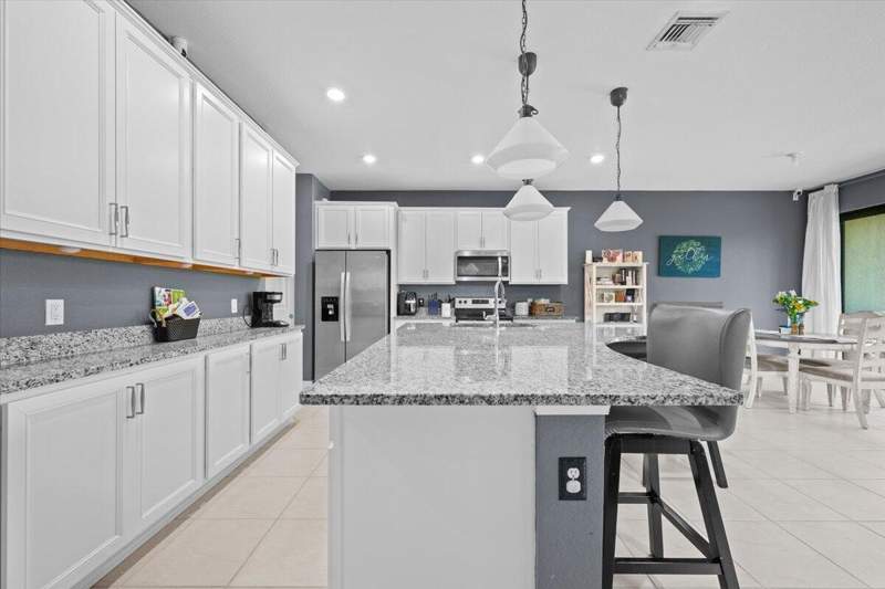 3 bedroom Townhouse at 4606 San Fratello Circle, Fields At Gulfstream Polo Pud, Lake Worth — photo 4