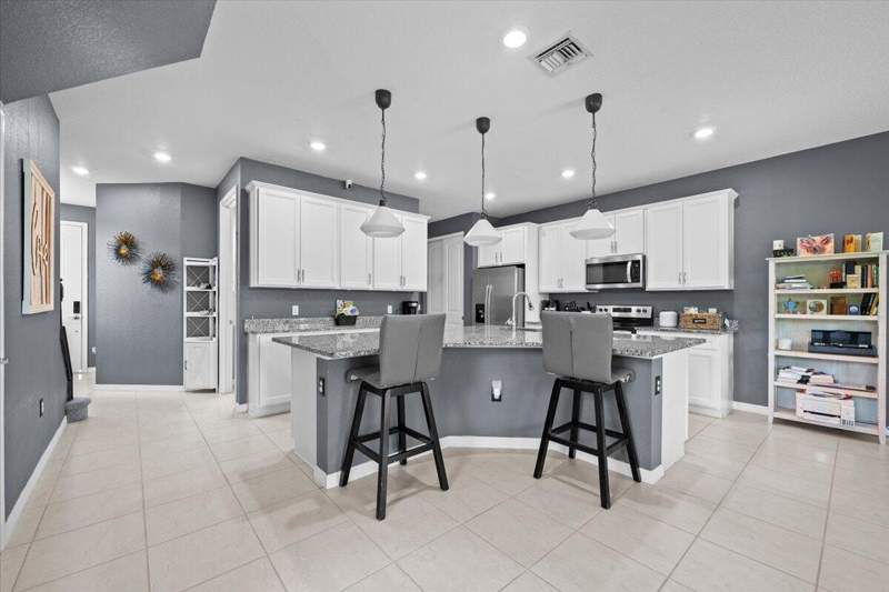 3 bedroom Townhouse at 4606 San Fratello Circle, Fields At Gulfstream Polo Pud, Lake Worth — photo 5