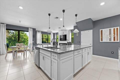 4606 San Fratello Circle, Lake Worth FL - photo 12 of 59