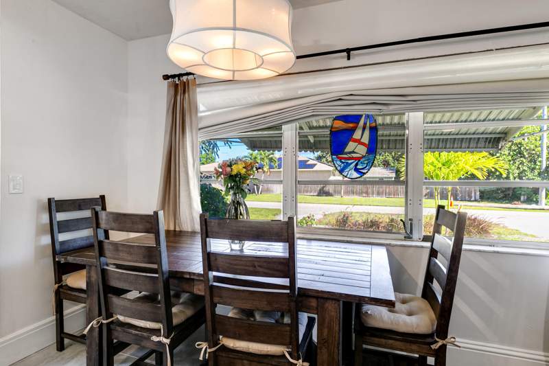 2 bedroom Single Family Residence at 609 S Arnold Avenue, Lantana Heights 5, Lantana — photo 3