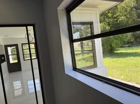9405 NW 74th, Tamarac FL - photo 13 of 27