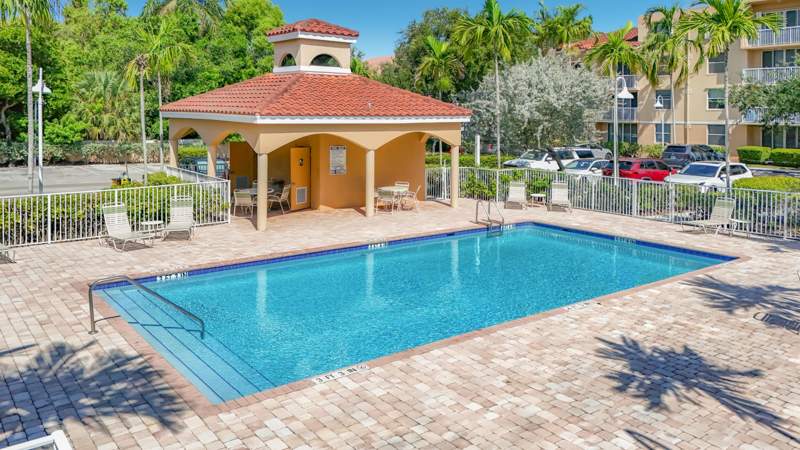 2 bedroom Condominium at 519 E Sheridan Street #4042, Sheridan Beach Club Condominium, Dania Beach — photo 2