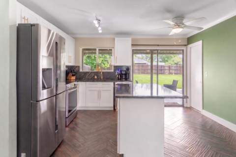 3312 SW Ensley Court, Port St. Lucie FL - photo 10 of 28