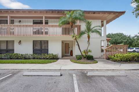 124 Brackenwood Road #124, home for sale in Palm Beach Gardens 33418