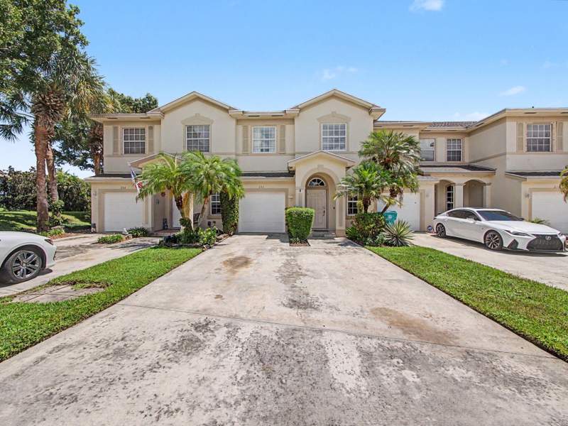 4 bedroom Townhouse at 206 Birch Street, Cedar Ridge Estates, Boynton Beach — photo 3
