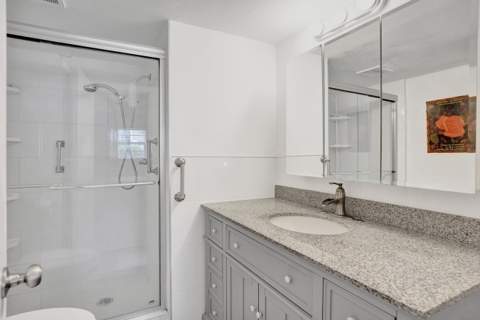 2651 Sunrise Lakes Drive #104, Sunrise FL - photo 11 of 31