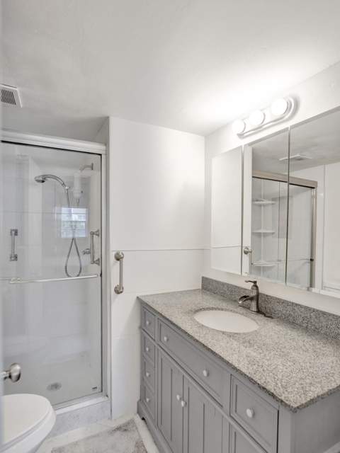 2651 Sunrise Lakes Drive #104, Sunrise FL - photo 10 of 31