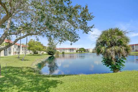 2651 Sunrise Lakes Drive #104, Sunrise FL - photo 18 of 31