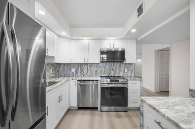 4020 W PALM AIRE Drive #408