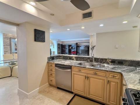 2030 S Ocean Drive #1626, Hallandale Beach FL - photo 16 of 44