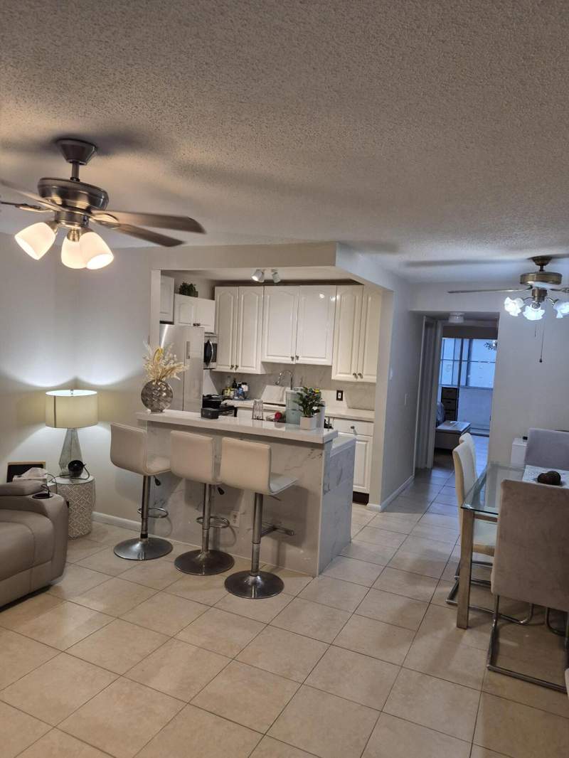 1 bedroom Condominium at 214 Cambridge #I, Century Village, West Palm Beach — photo 4