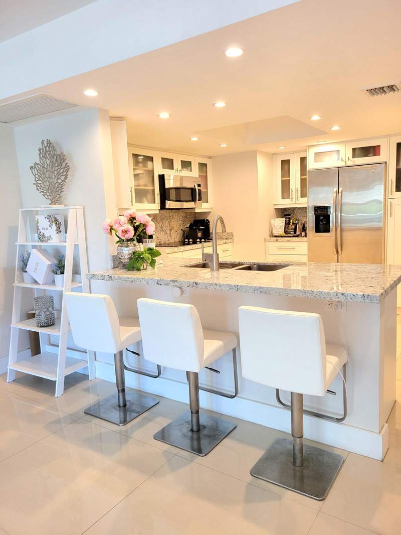 2 bedroom Condominium at 3000 E Sunrise Boulevard #2B, Carlton Tower Condo, Fort Lauderdale — photo 3