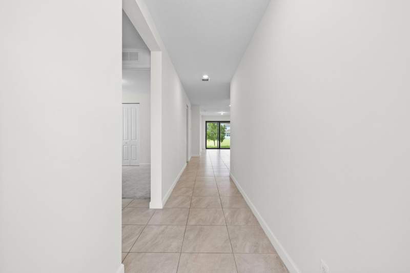 3 bedroom Single Family Residence at 19667 Rugged Trunk Trail, Arden Pud Pod C North, Loxahatchee — photo 5