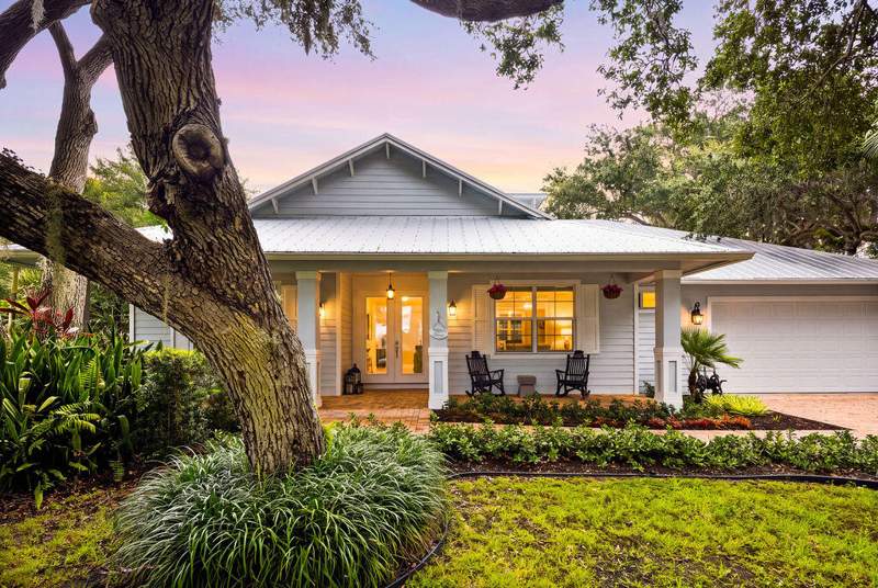 4 bedroom Single Family Residence at 1 Sabal Court, Ridgeland, Sewalls Point — photo 3