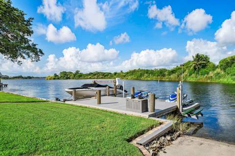 3815 S Lake Drive, Boynton Beach FL - photo 14 of 125