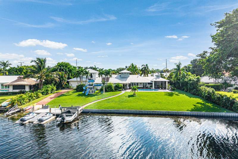 5 bedroom Single Family Residence at 3815 S Lake Drive, LAKE EDEN SUB 2, Boynton Beach — photo 1