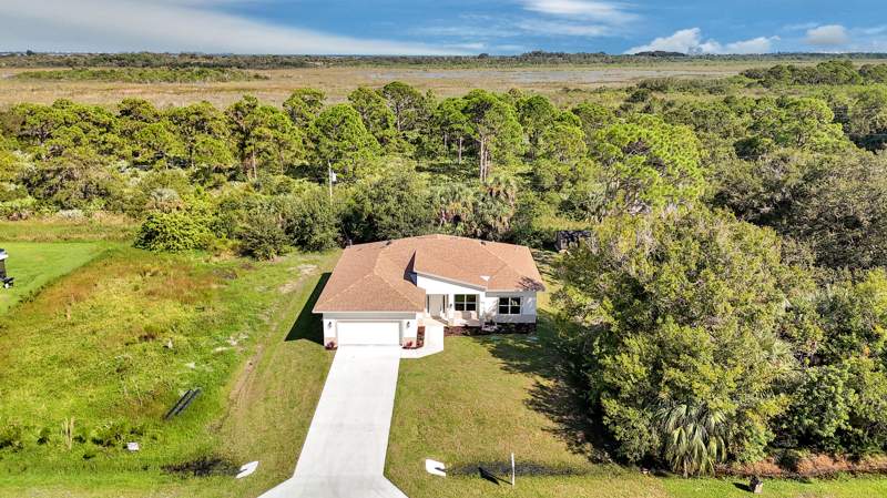 4 bedroom Single Family Residence at 5310 Sunset Boulevard, Indian River Estates Unit 7, Fort Pierce — photo 4