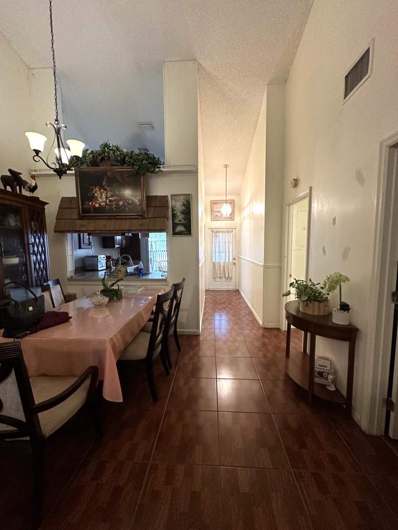 2 bedroom Villa at 1040 Parkside Green Drive #C, Parkside Green, Greenacres — photo 3
