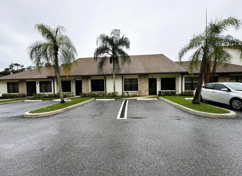 2 bedroom Villa at 1040 Parkside Green Drive #C, Parkside Green, Greenacres — photo 1