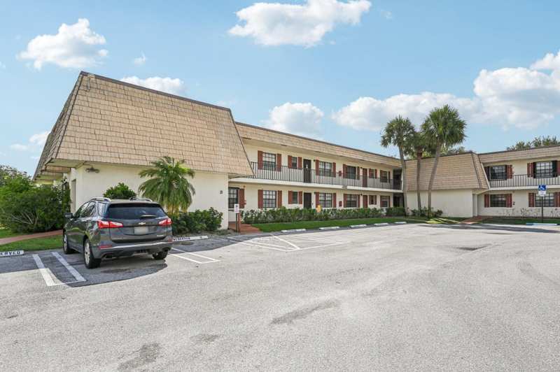 2 bedroom Condominium at 4682 Oak Terrace Drive #4682, Pine Court Condo, Greenacres — photo 1