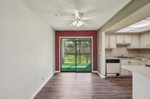 4682 Oak Terrace Drive #4682, Greenacres FL - photo 7 of 22