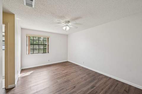 4682 Oak Terrace Drive #4682, Greenacres FL - photo 20 of 22