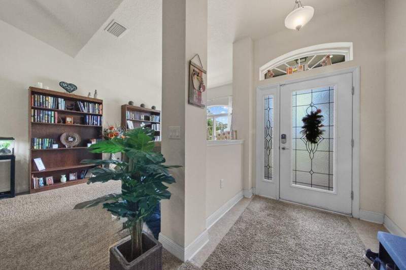 4 bedroom Single Family Residence at 1680 SW Burlington Street, Port St Lucie Section 13, Port St. Lucie — photo 4