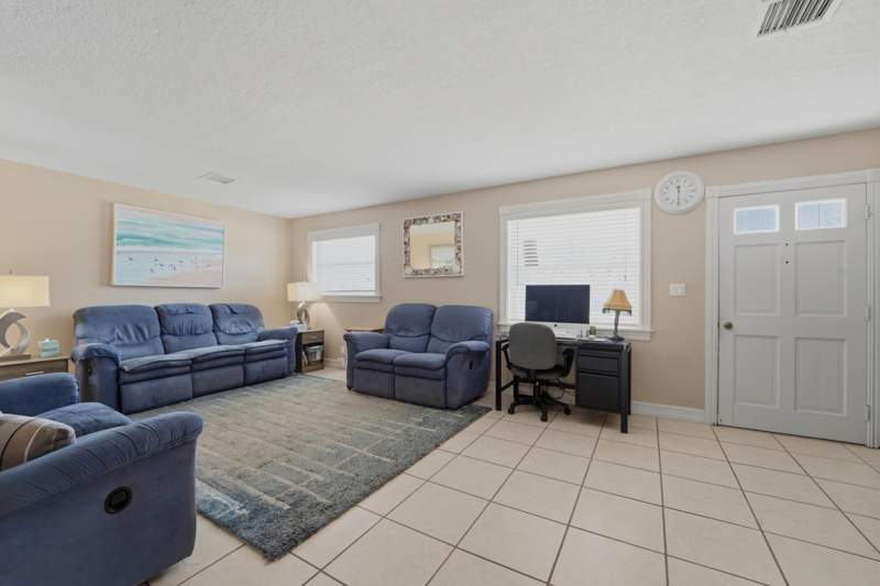 2 bedroom Single Family Residence at 225 River Terrace Drive, River Terrace, Jupiter — photo 2