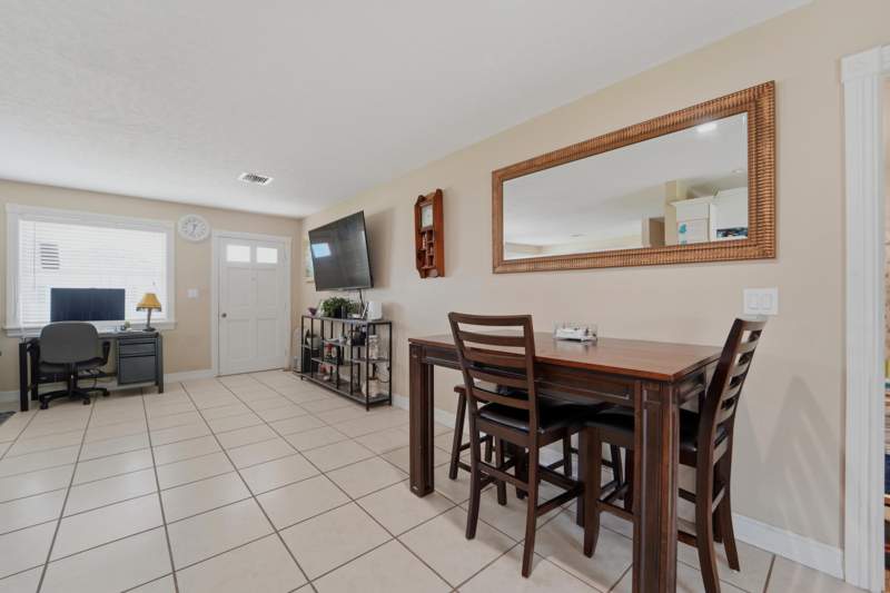 2 bedroom Single Family Residence at 225 River Terrace Drive, River Terrace, Jupiter — photo 4