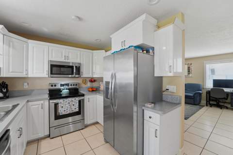 225 River Terrace Drive, Jupiter FL - photo 8 of 36
