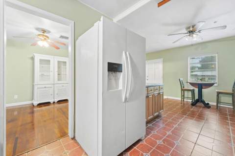 1054 Trinidad Avenue, Fort Pierce FL - photo 17 of 48