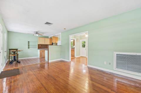 1054 Trinidad Avenue, Fort Pierce FL - photo 7 of 48