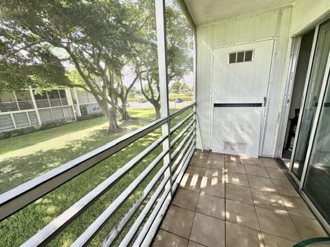571 Fanshaw, Boca Raton FL - photo 10 of 26