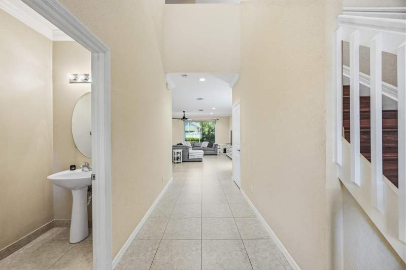 4 bedroom Single Family Residence at 8462 Lyons Ranches Road, Lyons Ranches, Boynton Beach — photo 4