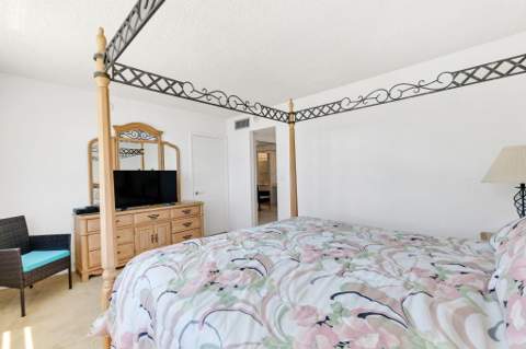 750 N Ocean Boulevard #1502, Pompano Beach FL - photo 19 of 70