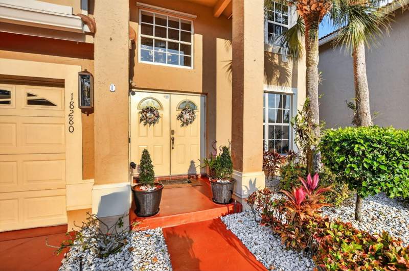 4 bedroom Single Family Residence at 18280 Coral Isles Drive, Boca Chase Tr 9 E, Boca Raton — photo 4