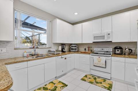 18280 Coral Isles Drive, Boca Raton FL - photo 16 of 57