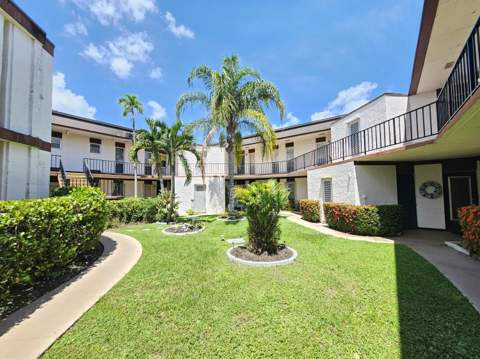 6 Greenway Village #105, Royal Palm Beach FL - photo 17 of 19