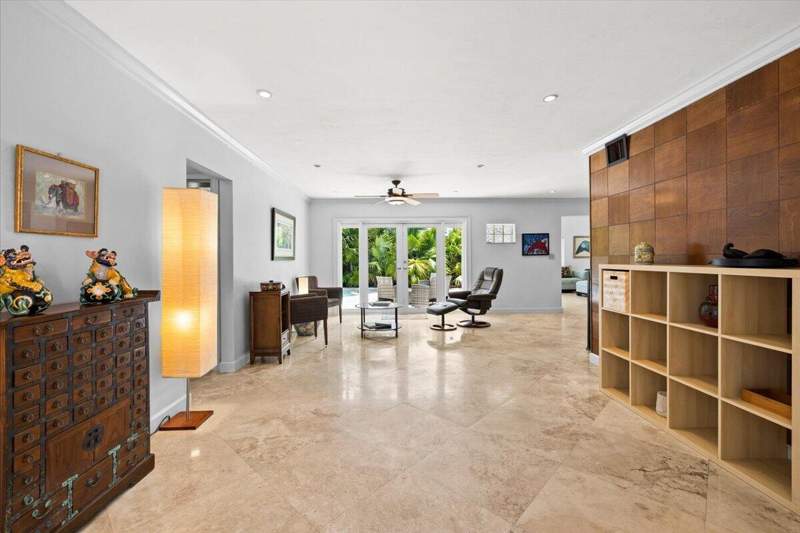 3 bedroom Single Family Residence at 2137 NE 17th Avenue, Middle River Manor Add, Wilton Manors — photo 3