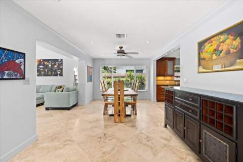 2137 NE 17th Avenue, Wilton Manors FL - photo 22 of 45