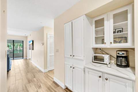 827 Oak Harbour Drive, Juno Beach FL - photo 14 of 66