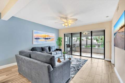 827 Oak Harbour Drive, Juno Beach FL - photo 16 of 66