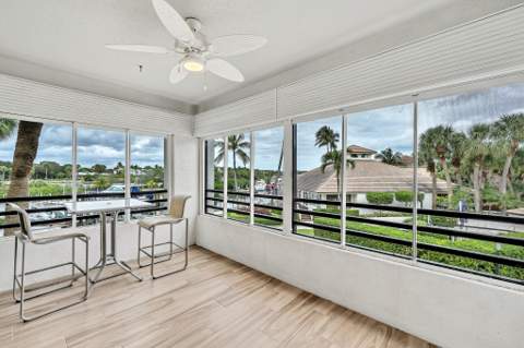 827 Oak Harbour Drive, Juno Beach FL - photo 19 of 66