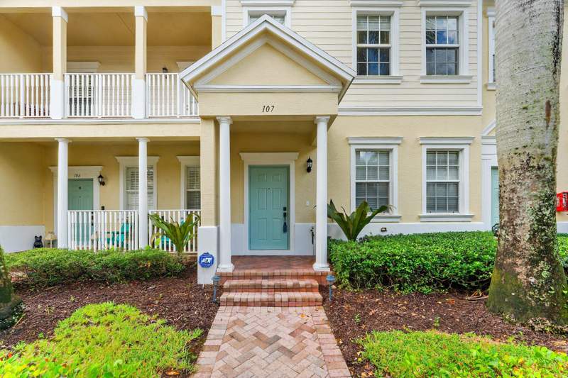 3 bedroom Townhouse at 118 Seagrape Drive #107, Sandpiper Cove At Botanica Condo, Jupiter — photo 2