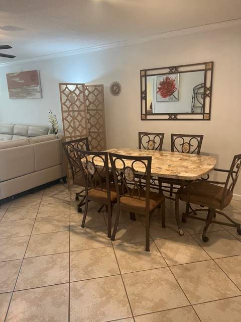 9410 N Hollybrook Lake Drive #302, Pembroke Pines FL - photo 6 of 24