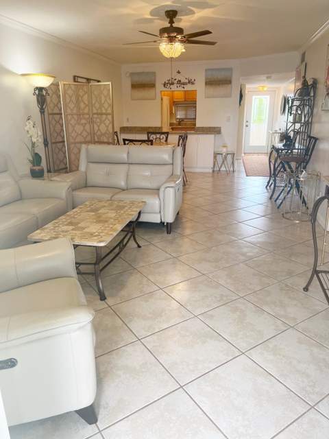 9410 N Hollybrook Lake Drive #302, Pembroke Pines FL - photo 11 of 24
