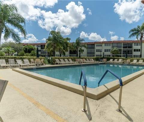 9410 N Hollybrook Lake Drive #302, Pembroke Pines FL - photo 23 of 24
