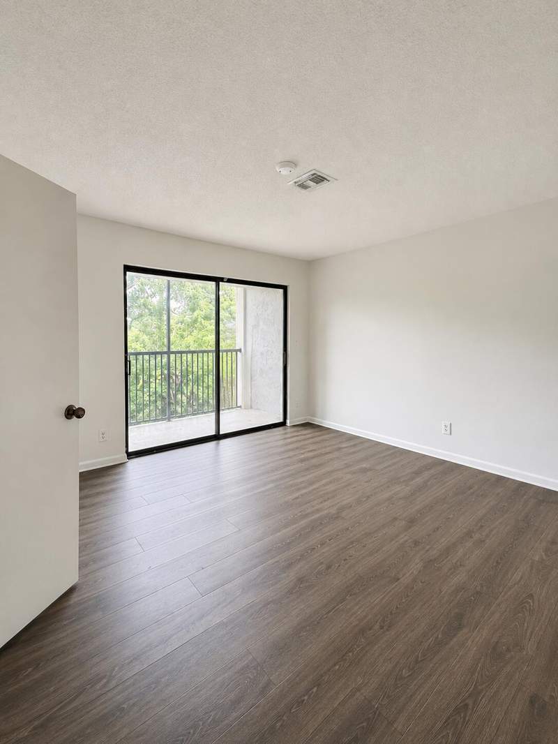 2 bedroom Townhouse at 7987 NW 35th Court #7987, Springs Townhomes Condo, Coral Springs — photo 4