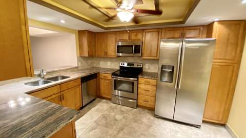 7030 Half Moon Circle #216, Hypoluxo FL - photo 10 of 76
