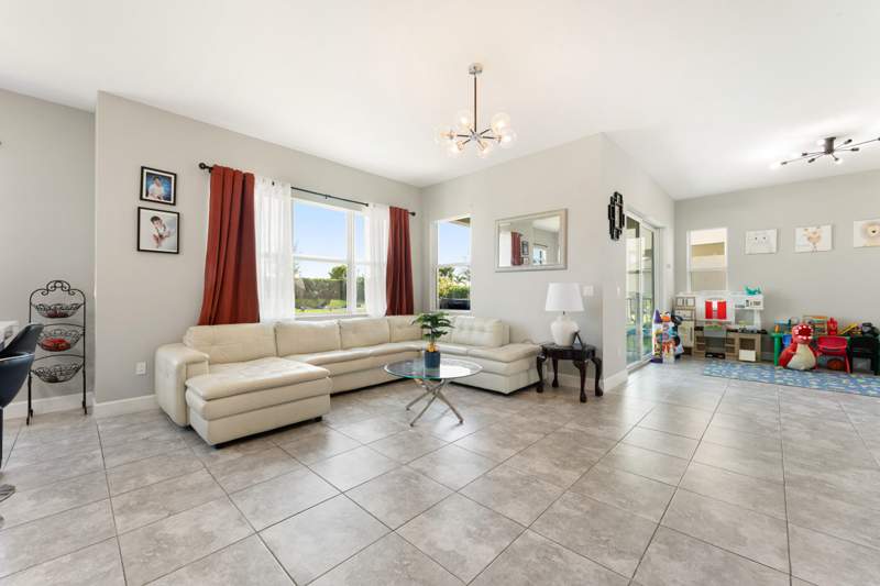 4 bedroom Single Family Residence at 5446 Macoon Way, Orchards Of Westlake Phase 1, The Acreage — photo 4
